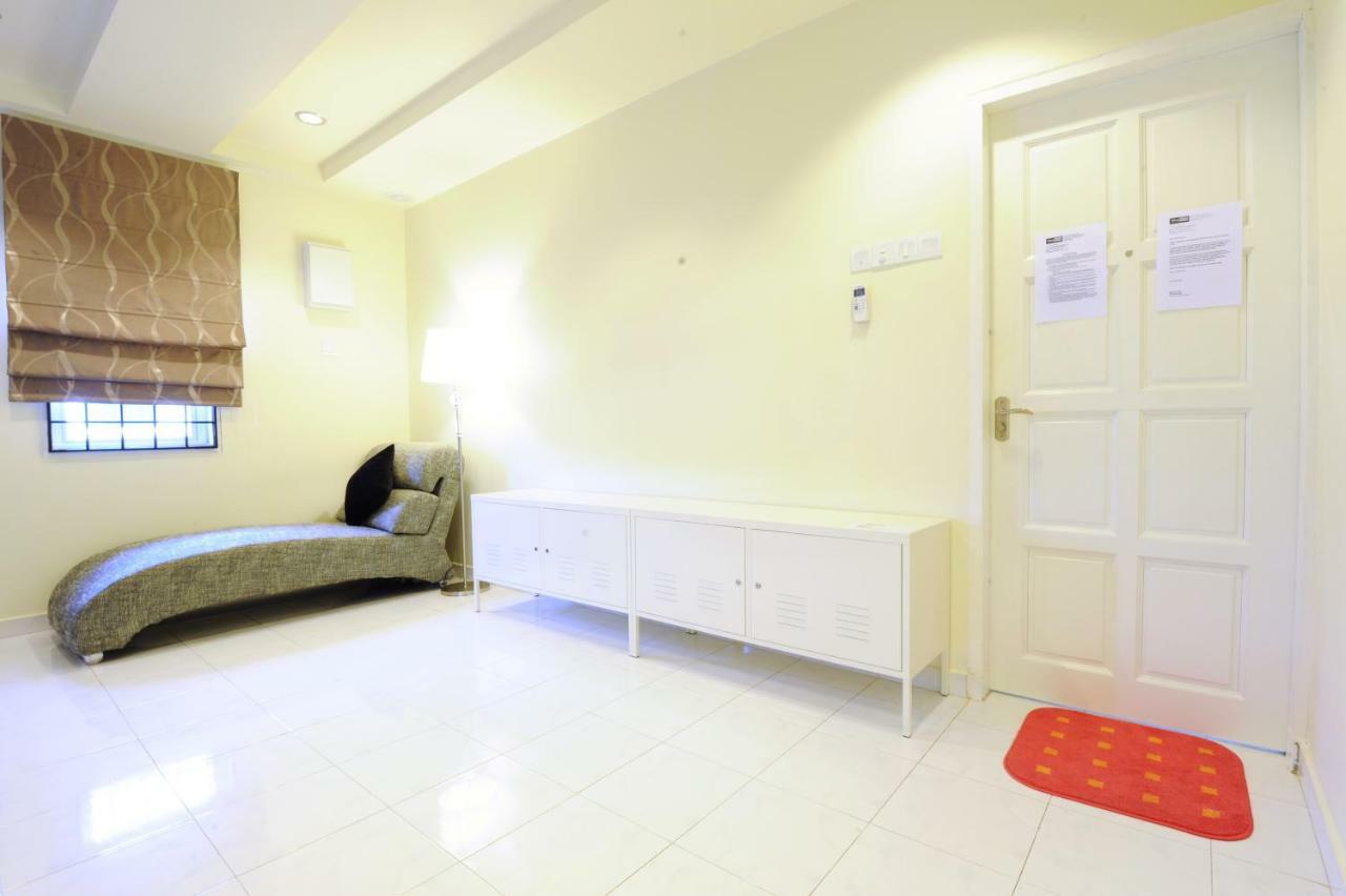 The One Vacation Home Malacca Exteriör bild